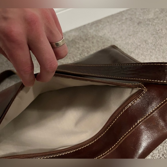 Italian Leather Messenger Bag - Picture 9 of 14